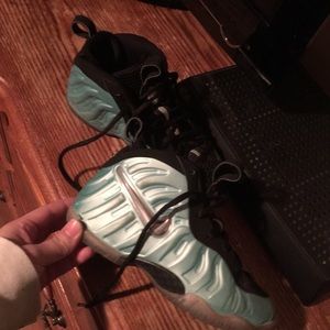 Nike foamposites size 1.5 kids unisex